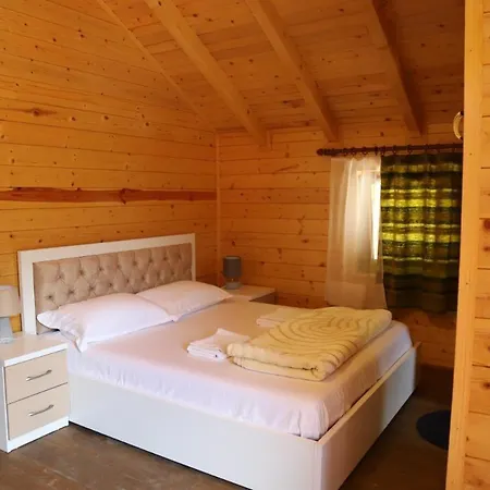 게스트하우스 Bujtina Malaj 발보너